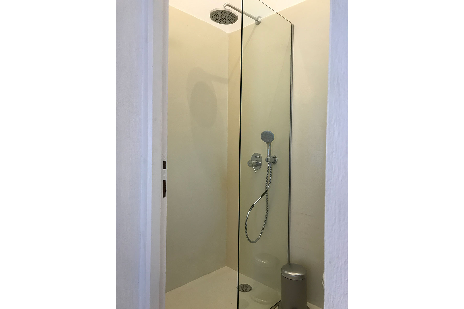 The bathroom of Studios Almira and Rigani at Kavos