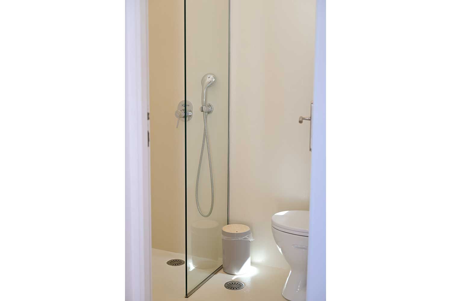 The bathroom of Studios Almira and Rigani at Kavos