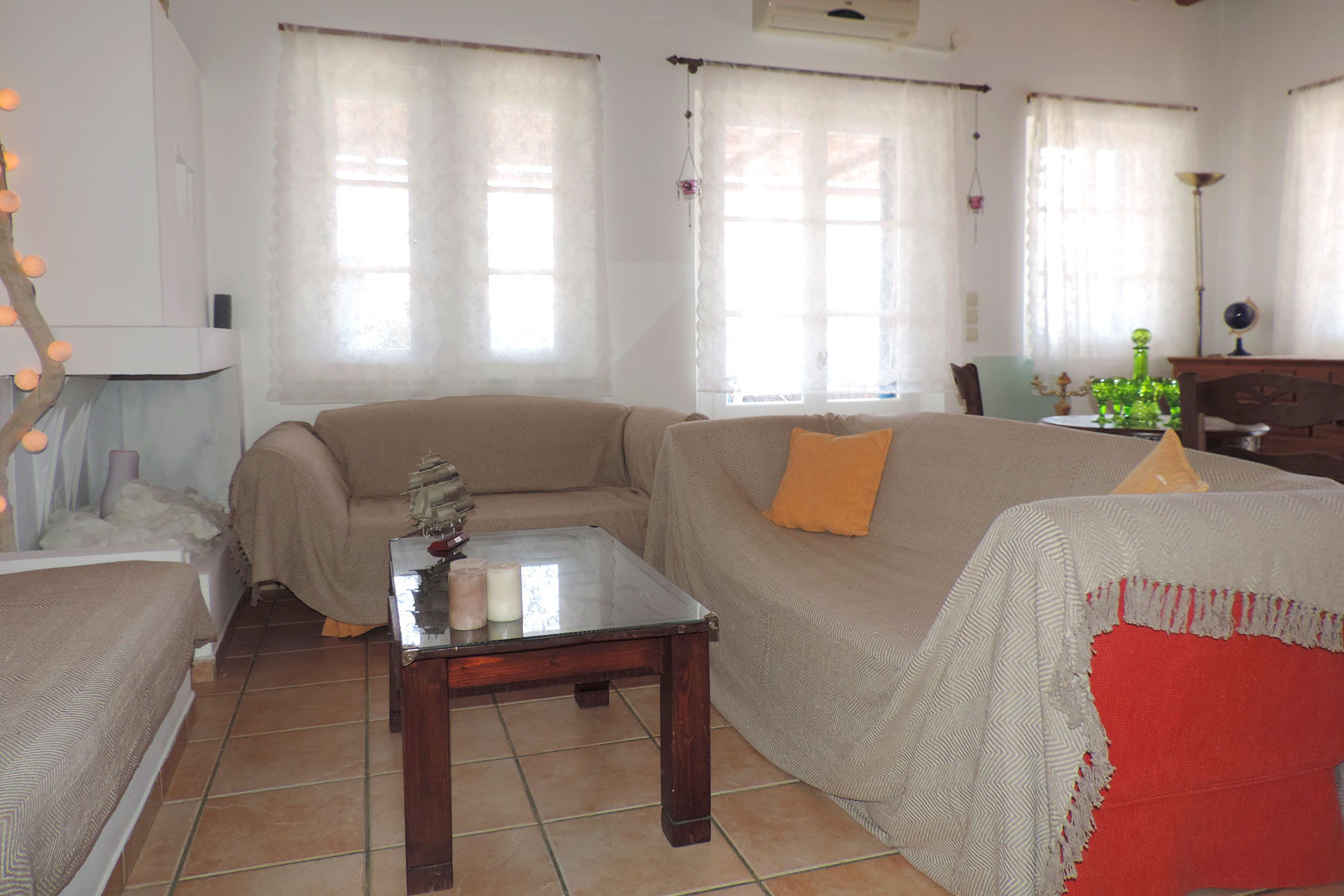 The sitting room of Elia family house at Kavos