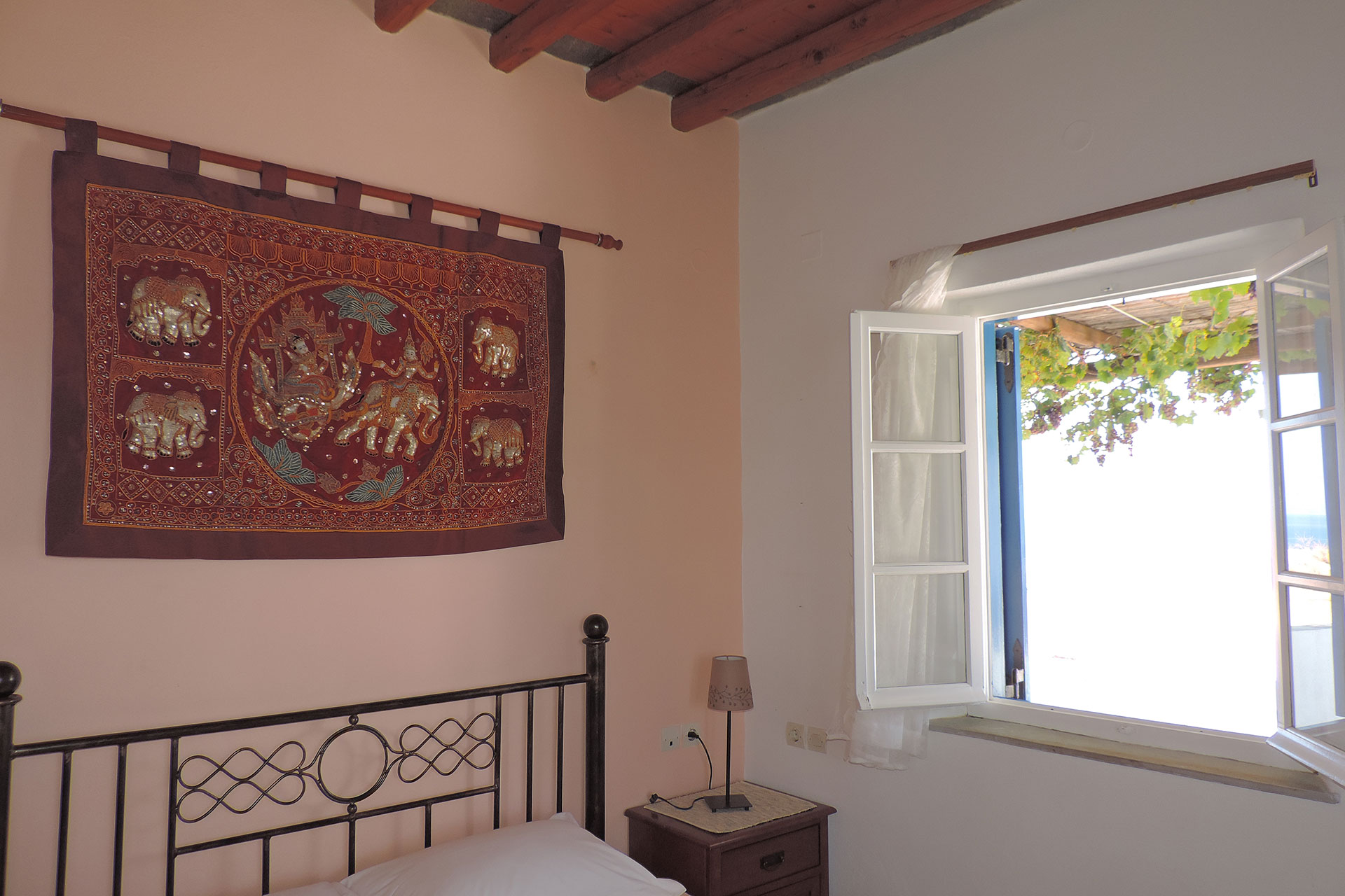 The master bedroom of Elia family house at Sifnos