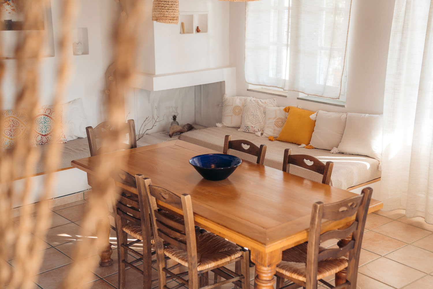 La table à manger de la maison familiale Elia à Kavos