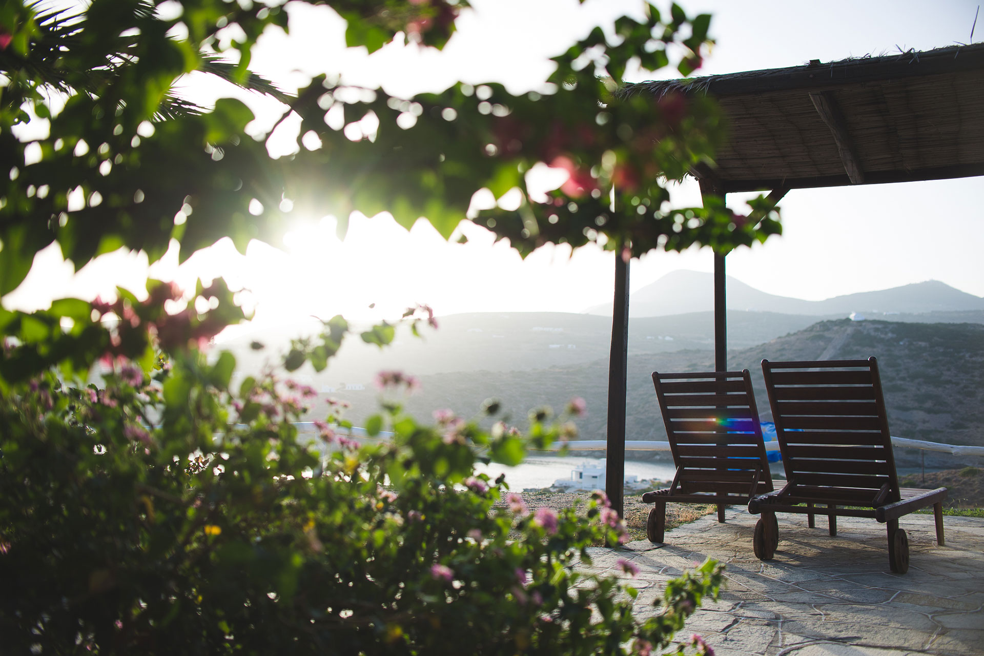 The patio with sea view at Elia family house at Sifnos