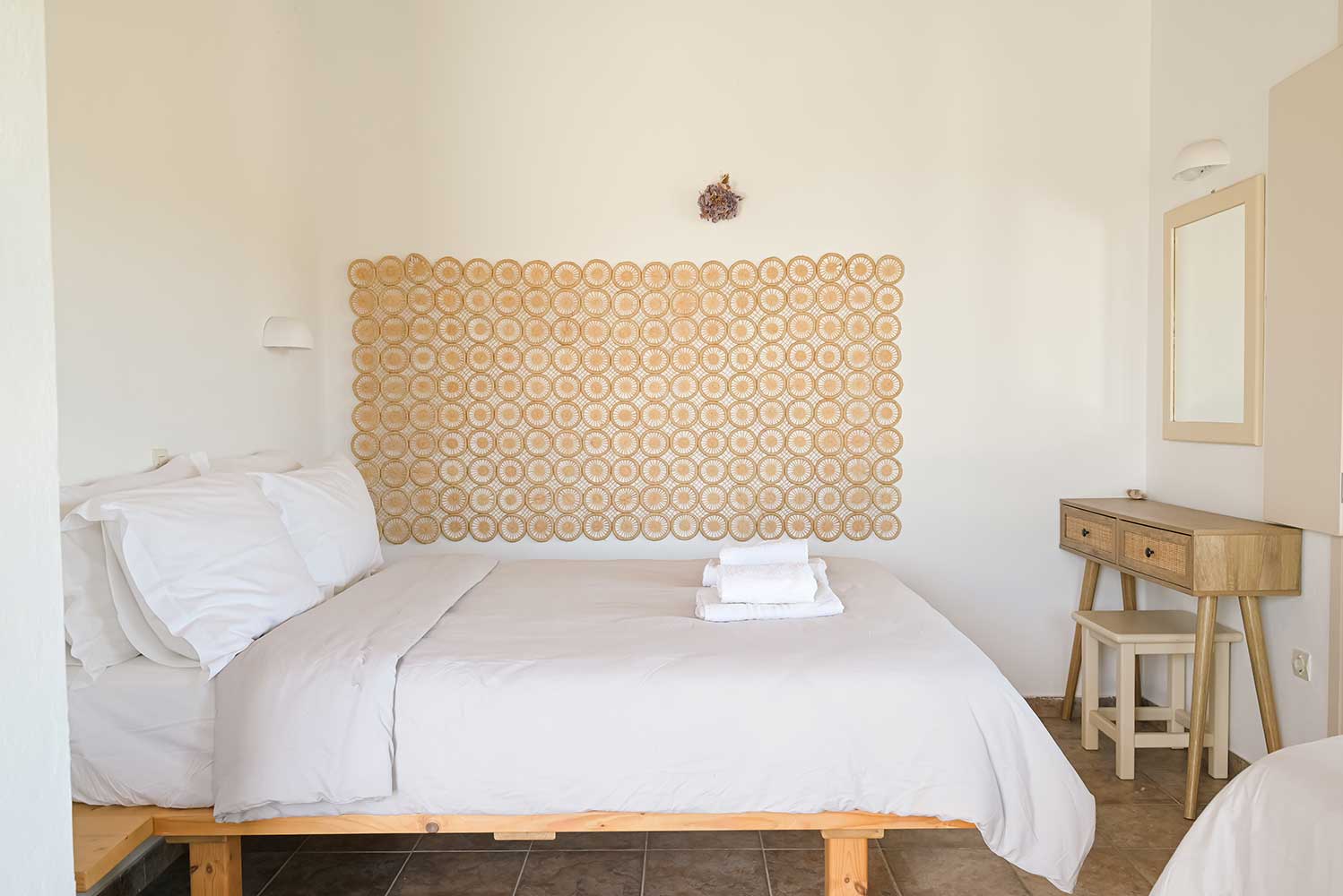 Louisa family studio at Sifnos